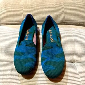 Rothy’s real camo loafer size 8